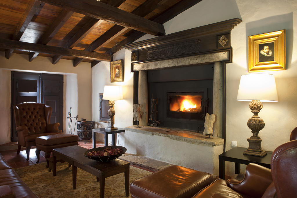 Convento Sao Saturnino 호텔 콜라레스 외부 사진