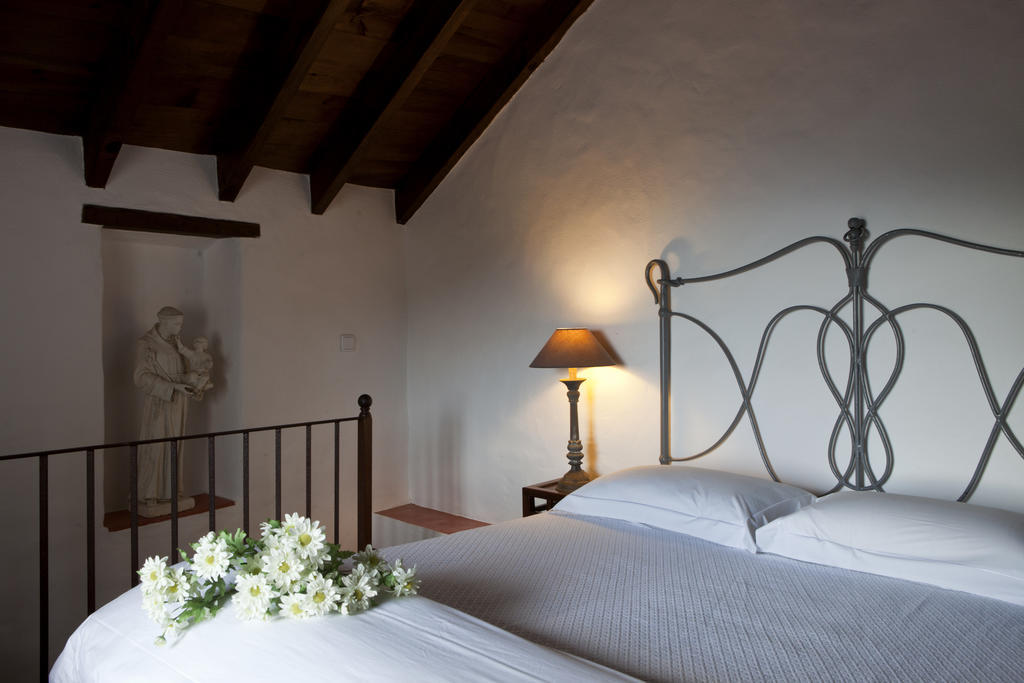 Convento Sao Saturnino 호텔 콜라레스 객실 사진